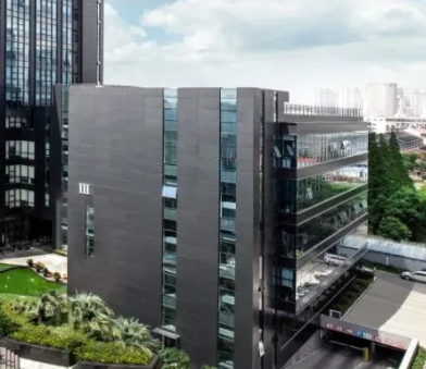 天津易璀华初商贸2024家居精品零售与物资批发市场趋势分析